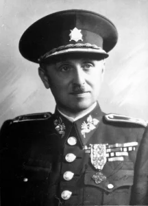 Portrét generála Karla Kutlvašra v uniformě s vyznamenáními